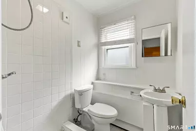 71 Hilldale Road, West Hartford, CT 06117 - Photo 29
