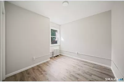 1040 Connecticut Avenue, Bridgeport, CT 06607 - Photo 13