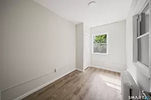 1040 Connecticut Ave, Bridgeport, CT 06607 - Photo 9
