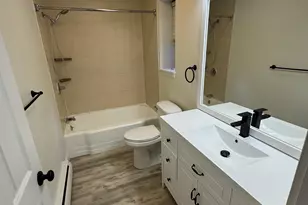 9 Concord St, West Hartford, CT 06119 - Photo 9