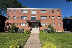9 Concord St, West Hartford, CT 06119 - Photo 1