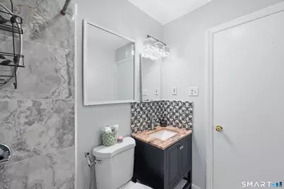 850 Litchfield Turnpike, Bethany, CT 06524 - Photo 15