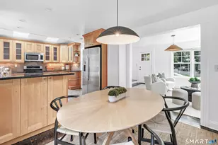 1 Maplewood Ave, Westport, CT 06880 - Photo 7