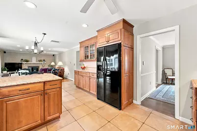 124 Sturbridge Lane, Trumbull, CT 06611 - Photo 13
