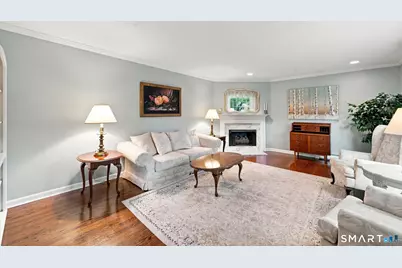 124 Sturbridge Lane, Trumbull, CT 06611 - Photo 7