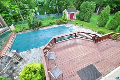 16 Virginia La, Farmington, CT 06085 - Photo 5