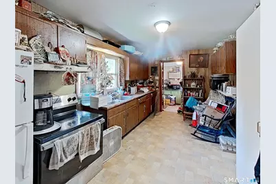 737 Litchfield Turnpike, New Hartford, CT 06057 - Photo 3