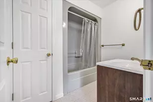 26 Ivy Grove Ct, Shelton, CT 06484 - Photo 31