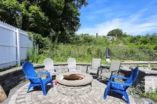 304 Summit St, New Haven, CT 06513 - Photo 7