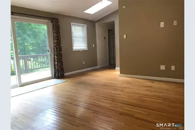 864 Litchfield Turnpike, Bethany, CT 06524 - Photo 3