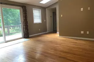 864 Litchfield Turnpike, Bethany, CT 06524 - Photo 3