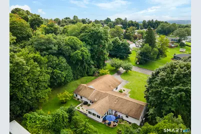 32 Hawley Road, Danbury, CT 06811 - Photo 39