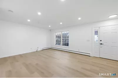 70 Victoria Court, Hamden, CT 06514 - Photo 11