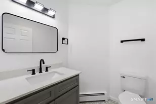 70 Victoria Ct, Hamden, CT 06514 - Photo 13