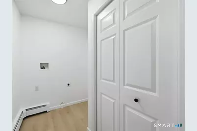 70 Victoria Court, Hamden, CT 06514 - Photo 11
