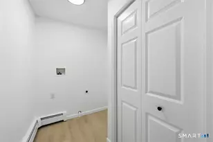 70 Victoria Ct, Hamden, CT 06514 - Photo 11