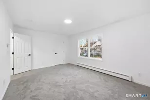 70 Victoria Ct, Hamden, CT 06514 - Photo 19