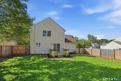 70 Victoria Court, Hamden, CT 06514 - Photo 27