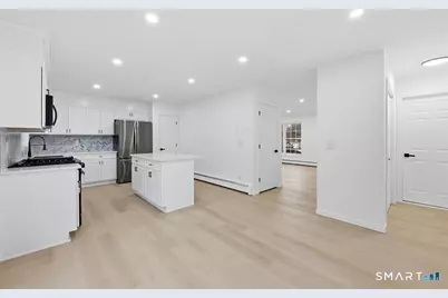 70 Victoria Court, Hamden, CT 06514 - Photo 5