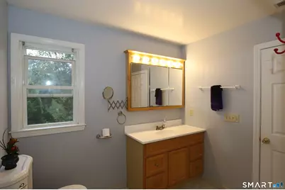 32 Benz Street, Ansonia, CT 06401 - Photo 23