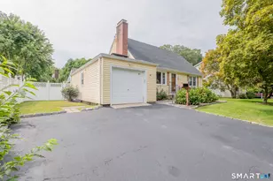 14 Ayres Dr, Stamford, CT 06905 - Photo 3