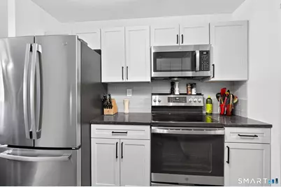 893 Farmington Avenue #1A, West Hartford, CT 06119 - Photo 9