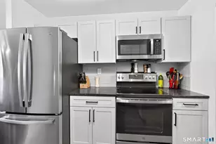 893 Farmington Ave, West Hartford, CT 06119 - Photo 9