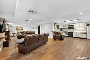893 Farmington Ave, West Hartford, CT 06119 - Photo 39