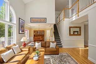 5 Lancaster Ct, Avon, CT 06001 - Photo 3
