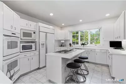 30 Grouse Lane, Woodbridge, CT 06525 - Photo 11