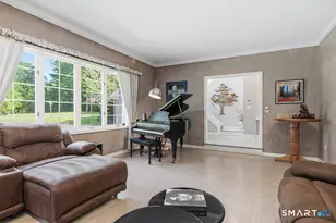 30 Grouse Ln, Woodbridge, CT 06525 - Photo 5