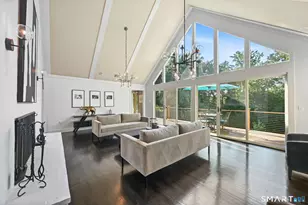 250 Dans Hwy, New Canaan, CT 06840 - Photo 3