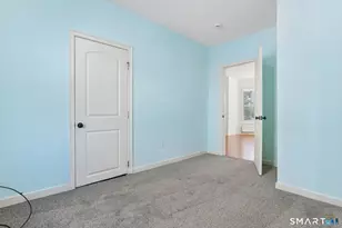 2 Coit St, New London, CT 06320 - Photo 11