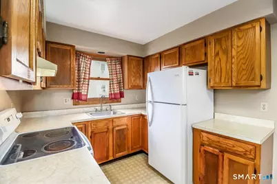 28 Middle Street #2, New Milford, CT 06776 - Photo 3