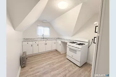 179 Montauk Avenue #7, New London, CT 06320 - Photo 9
