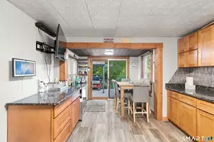 300 Francis St, New Britain, CT 06053 - Photo 9