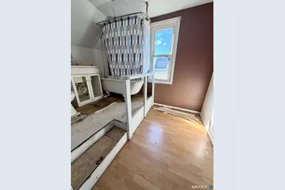 24 Norden Street, New Britain, CT 06052 - Photo 9