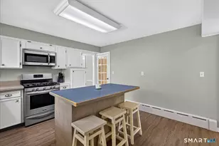 210 Bayard Ave, North Haven, CT 06473 - Photo 11