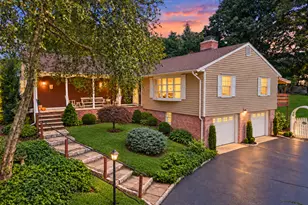 4 Lookout Ln, Westport, CT 06880 - Photo 1