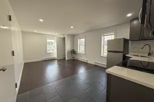 25 Brewer St, New London, CT 06320 - Photo 1