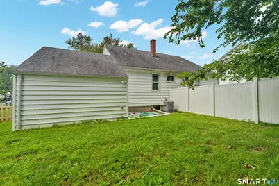 216 Country Road, Fairfield, CT 06824 - Photo 17