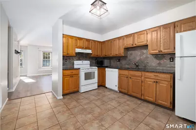 380 Hitchcock Road #218, Waterbury, CT 06705 - Photo 5