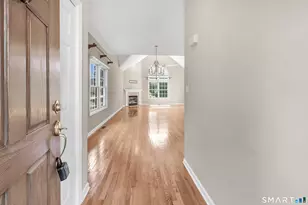 18 Wicklow Ln, Shelton, CT 06484 - Photo 3