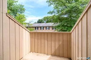 19 Woodway Rd, Stamford, CT 06907 - Photo 15