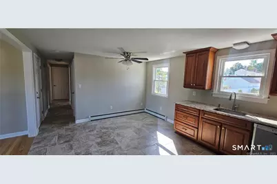 230 Oakland Avenue, New Britain, CT 06053 - Photo 7