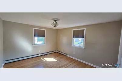 230 Oakland Avenue, New Britain, CT 06053 - Photo 13