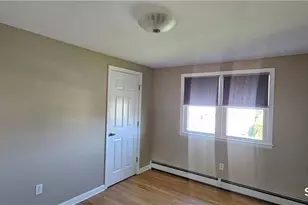 230 Oakland Ave, New Britain, CT 06053 - Photo 11