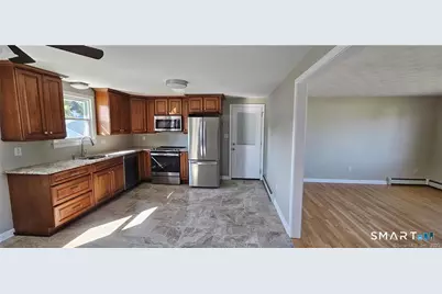 230 Oakland Avenue, New Britain, CT 06053 - Photo 5