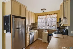 1058 East Broadway Ave, Milford, CT 06460 - Photo 13
