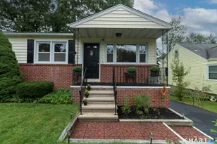 17 Honor Rd, West Haven, CT 06516 - Photo 9